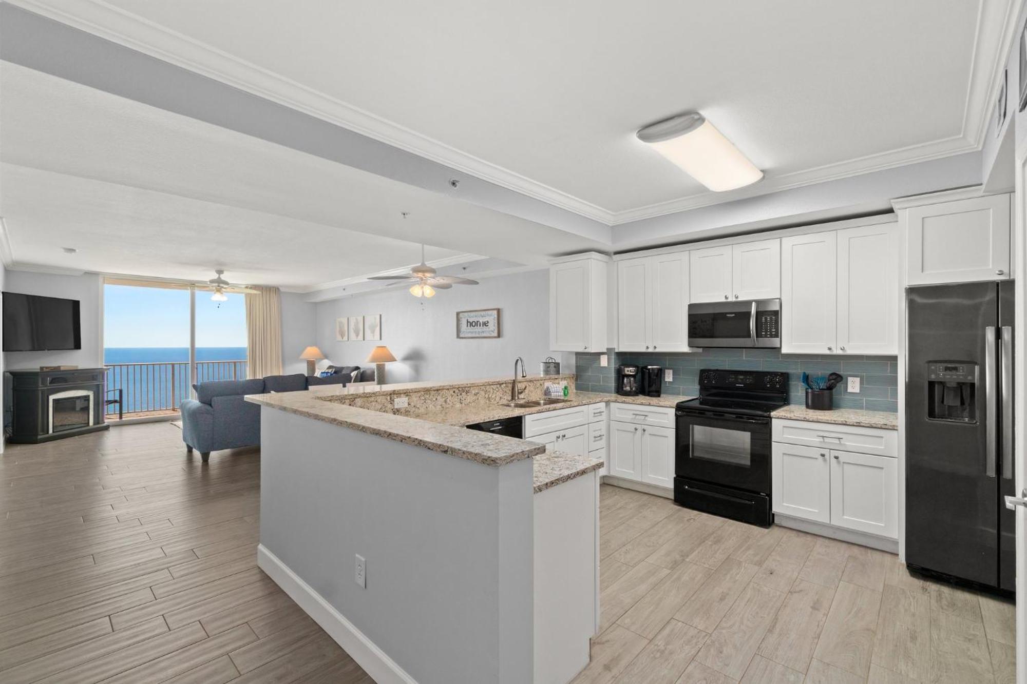 Tidewater Beach Luxury Penthouse With Resort Amenities And A View! 파나마 시티 외부 사진