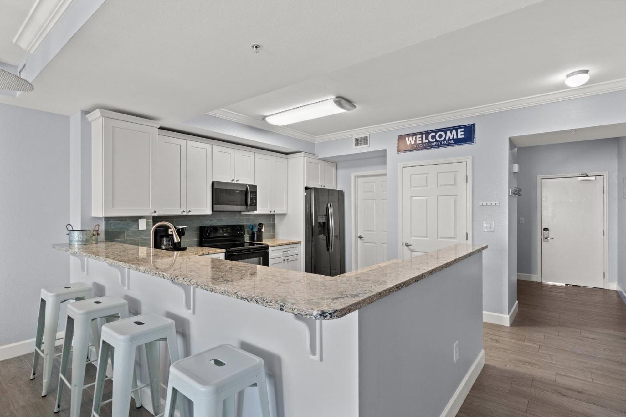 Tidewater Beach Luxury Penthouse With Resort Amenities And A View! 파나마 시티 외부 사진